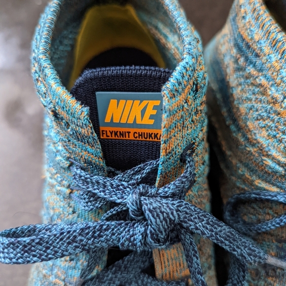 Nike Flyknit Chukka - Picture 6 of 13